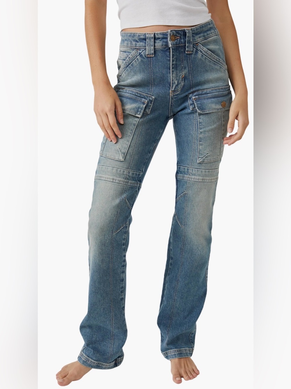 We The Free Free People Dream Maker Cargo Jeans EUC Size 29